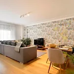Apartment Gorgeous - Checkinhome Carcavelos (Lisbon)